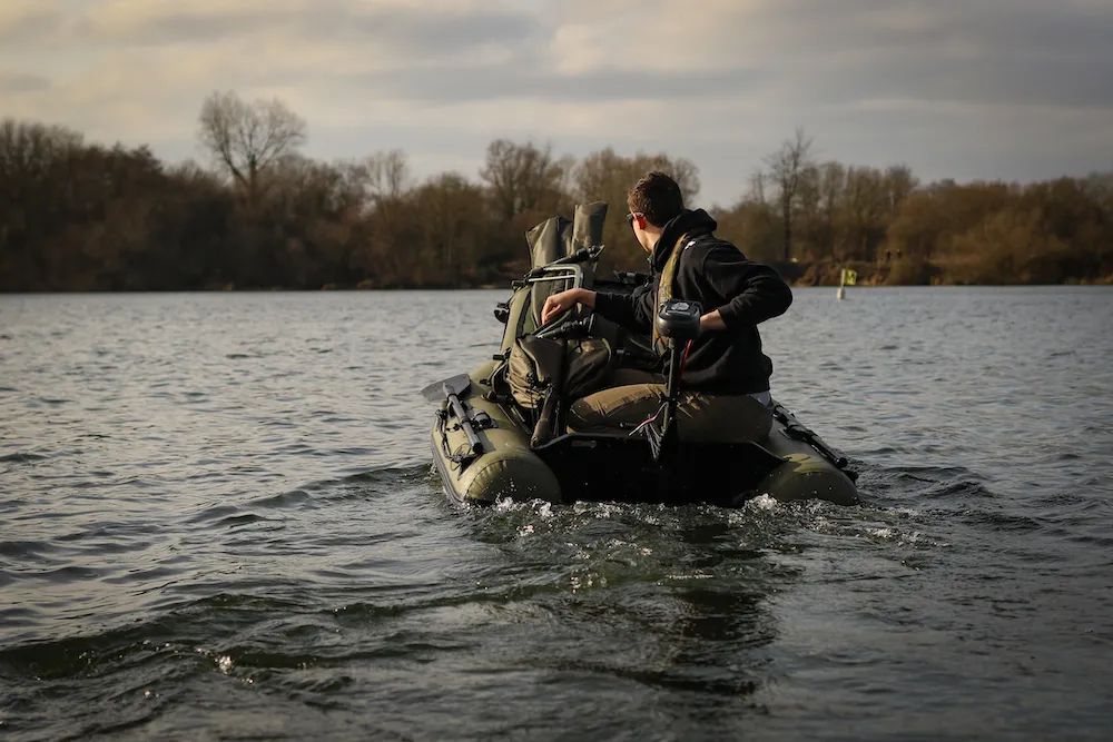 Protruar electric outboard motor for tenders and small boats