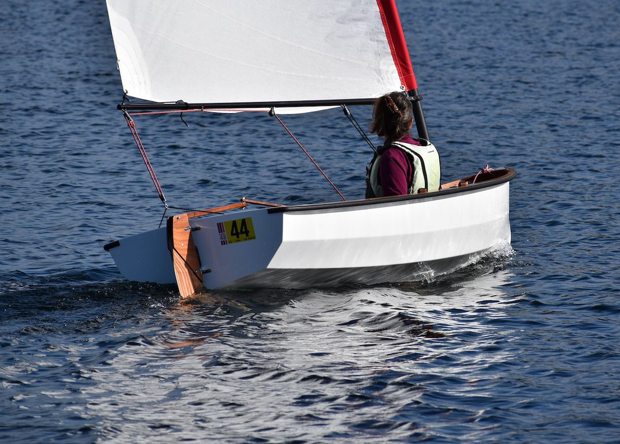 The PT 11 nesting dinghy has excellent sailing performance