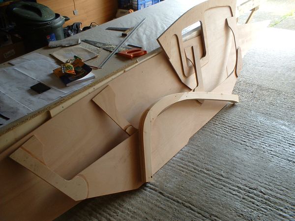 Building bulkheads of 13 foot Welsford Houdini sailing dinghy from plans