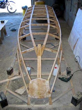 Build a fast motor boat from plans of Trover by Welsford from Fyne Boat Kits